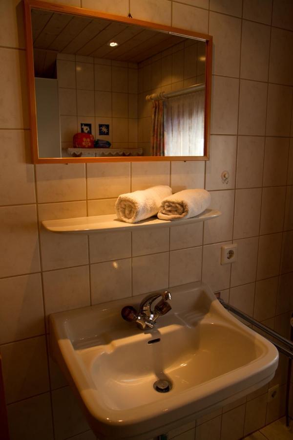 Haus Danna Apartman Sankt Gallenkirch Kültér fotó
